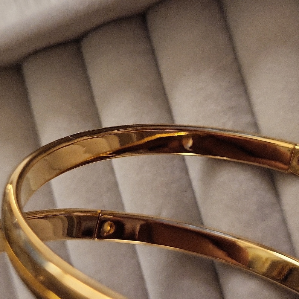 Gold Filled Bangle Braclets (Goldfilled Is Gold Over Solid Metal) Last For Yrs - Picture 7 of 15